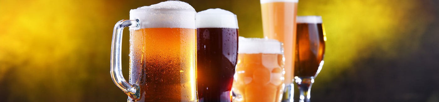Verschiedene Leichtbiere und Light-Biere in Biergläsern