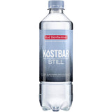 Eine klare PET-Flasche Bad Dürrheimer Kostbar Mineralwasser Still (0,5 l, Einweg) mit blau-weißem Etikett.