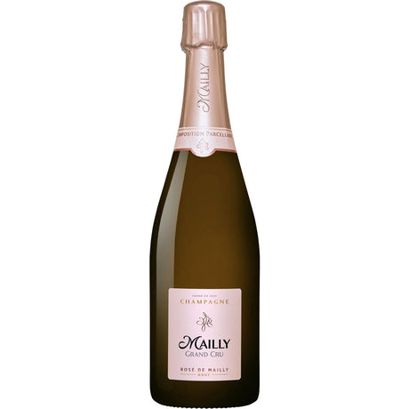 Eine 0,75-Liter-Flasche Champagne Mailly Grand Cru Rosé de Mailly Brut von Champagne Mailly, hergestellt nach der Saignée-Methode und verziert mit einem rosafarbenen Etikett und Folie am Hals.