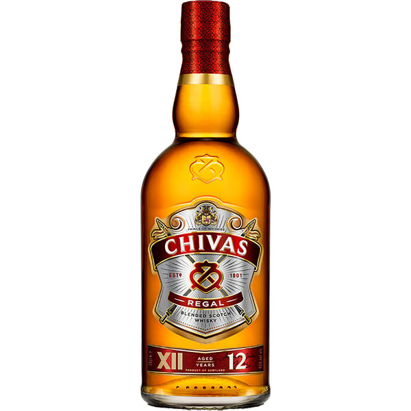 Eine 0,7-Liter-Flasche Chivas Regal 12 Jahre Blended Scotch Whisky (40%) überzeugt mit rot-goldenem Etikett und besonders sanftem Geschmack - ein Klassiker von Chivas Regal.