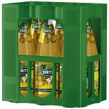 Eine grüne Kiste mit sechs 1-Liter-Flaschen Dietz Ananassaft (MEHRWEG), einem Ananassaft von Dietz, mit einem gelben Etikett, auf dem Ananas abgebildet sind und das reich an pflanzlichem Eiweiß ist.