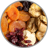 Nahaufnahmen von getrockneten Früchten zur Darstellung der konzentrierten Fruchtsüße in edelsüßen und gereiften Weißweinen