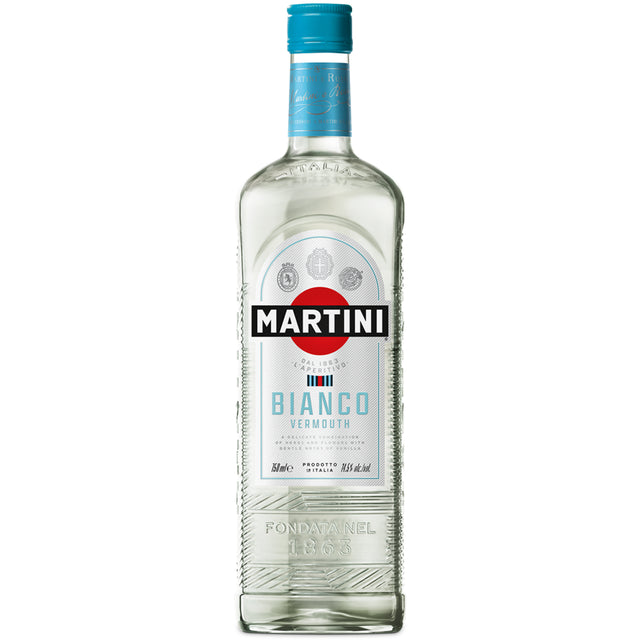 Eine 0,75-Liter-Flasche Martini Bianco Vermouth (14,5 %) von Martini in klarer Flasche mit blauem Verschluss und weißem Etikett – ideal, um ihn als italienischen Aperitif zu genießen.