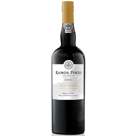 Eine Flasche Ramos Pinto Weißer Portwein, 19,5 %, 0,75 Liter.