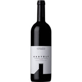 Eine Flasche Schreckbichl Colterenzio Kastèlt Cabernet Sauvignon Riserva DOC 2022 mit einem minimalistischen schwarz-weißen Etikett.