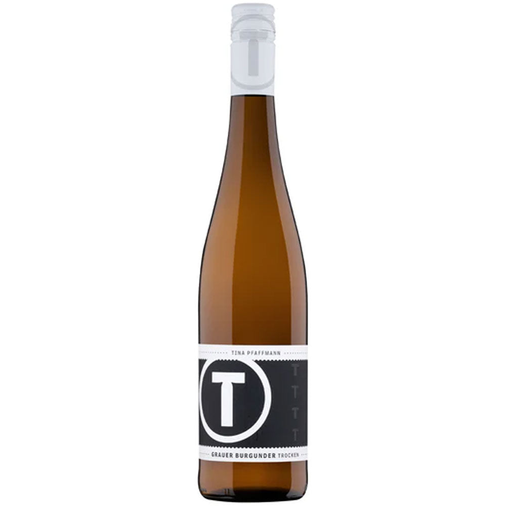 Die Flasche Tina Pfaffmann Grauer Burgunder trocken 2024 verkörpert mit ihrem schlichten schwarz-weißen Design die Eleganz des deutschen Weißweins.
