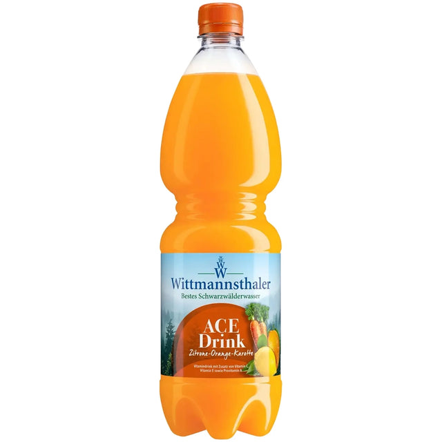 Eine 1-Liter-Flasche Wittmannsthaler ACE Orange Mango PET – ein leuchtend orangefarbenes Getränk – bietet eine tropische Mischung aus Orangen- und Mangogeschmack für ein erfrischendes und genussvolles Erlebnis.